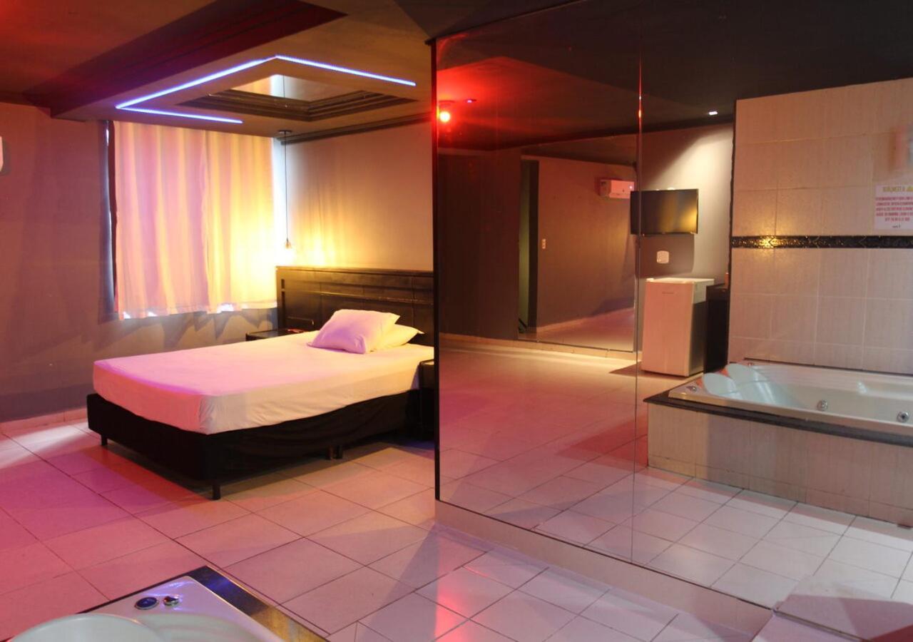 Gran Motel Taguatinga Bagian luar foto